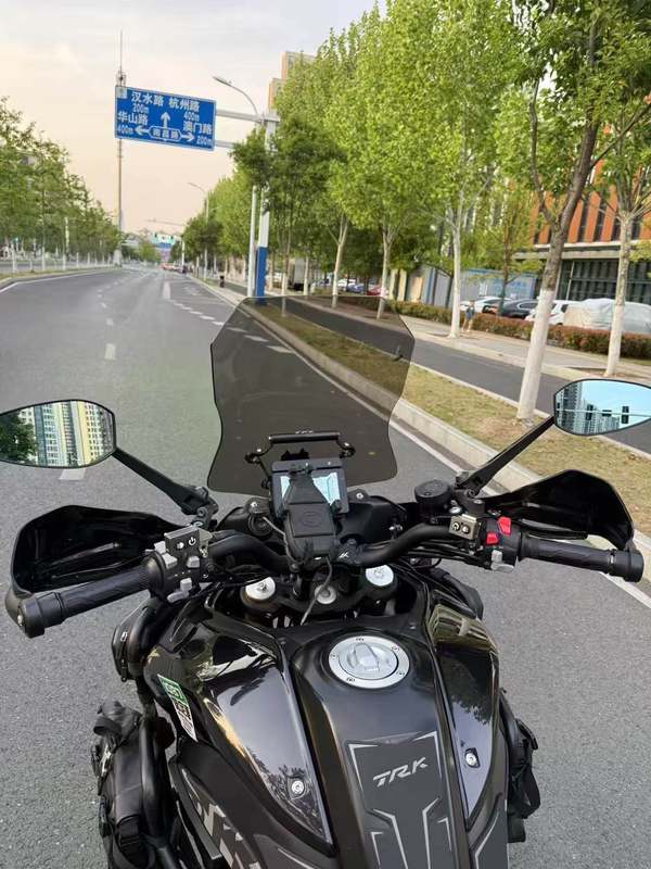 二手贝纳利TRK702