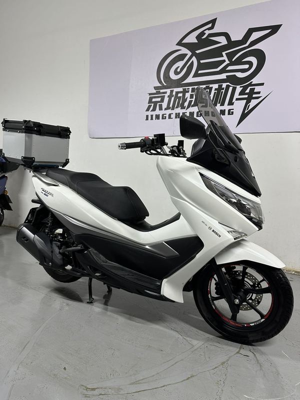 二手豪爵UHR150