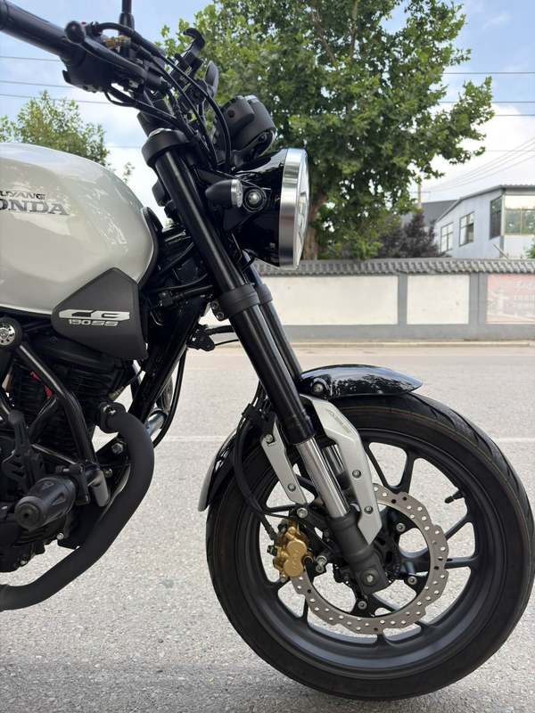 二手五羊本田鸷道 CB190SS