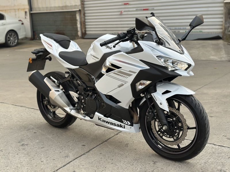 二手川崎Ninja 400