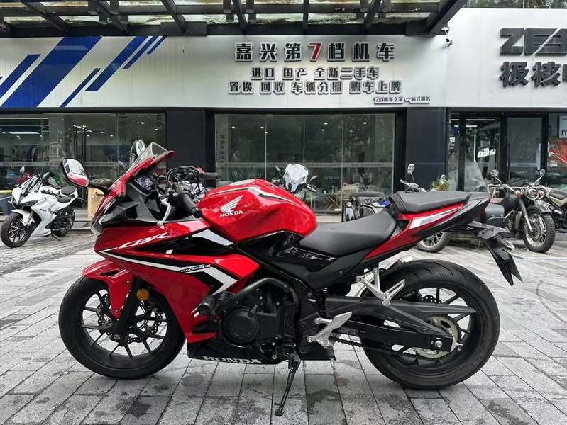 二手本田CBR400R