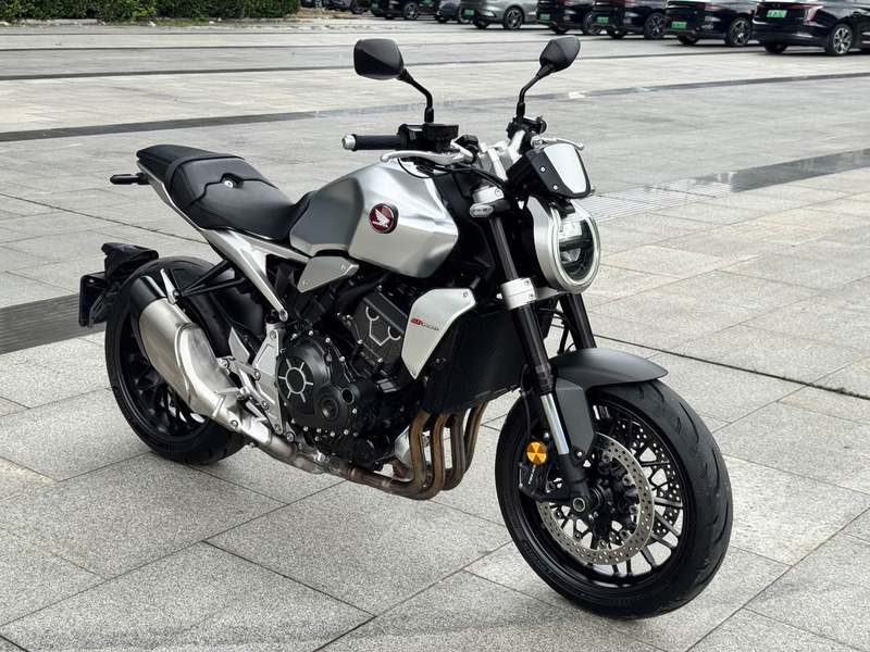 二手本田CB1000R