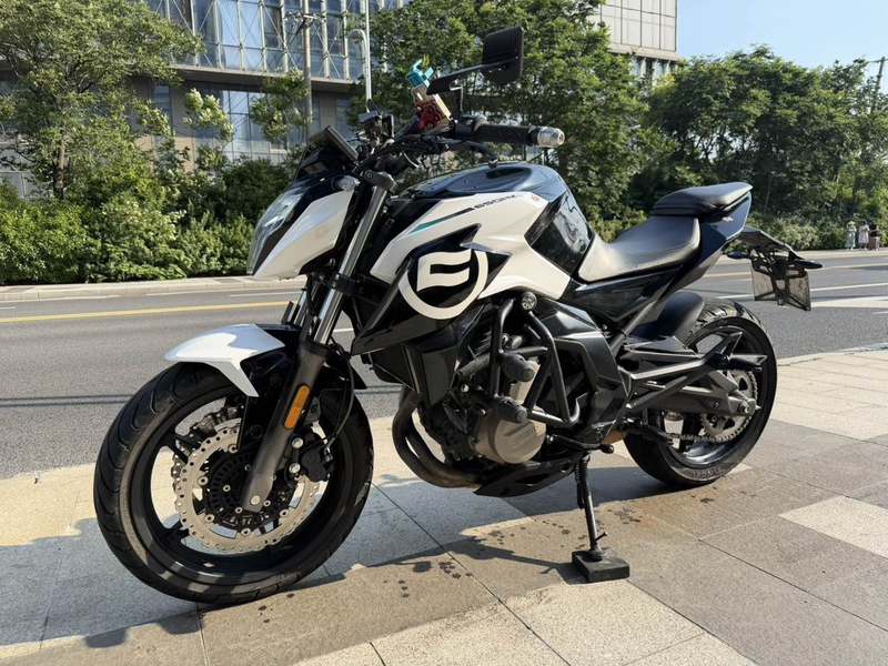 二手春风650NK