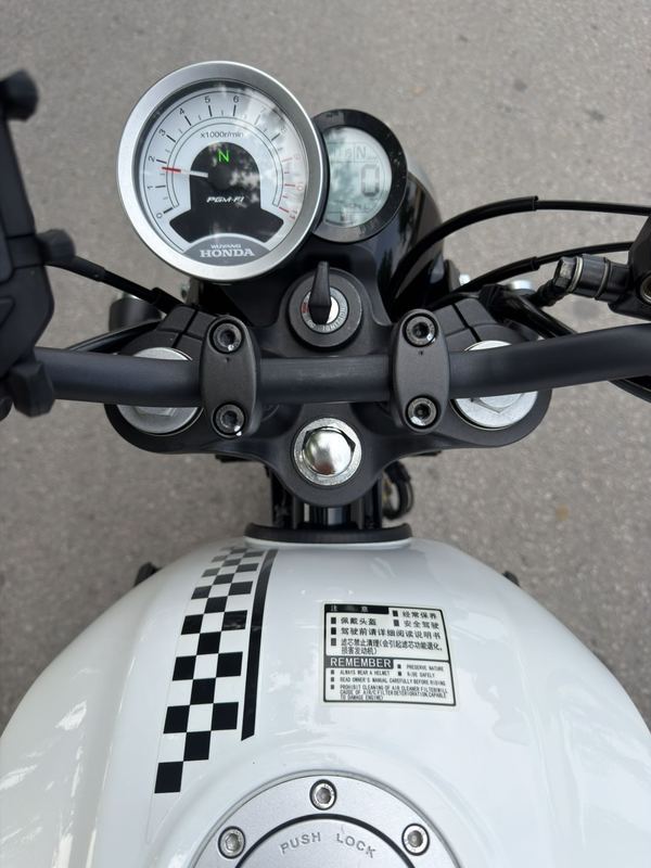 二手五羊本田鸷道 CB190SS
