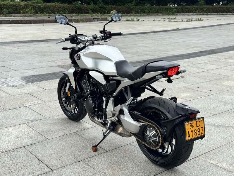 二手本田CB1000R