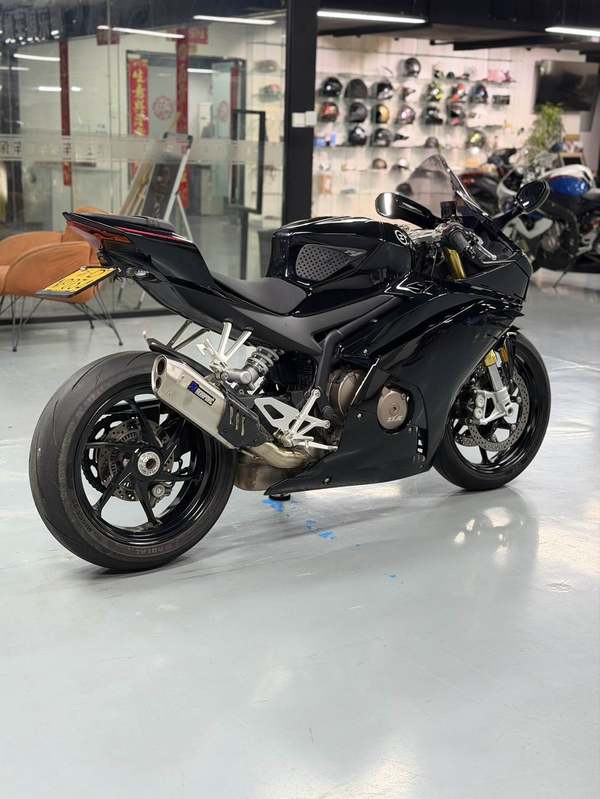 二手张雪机车500RR