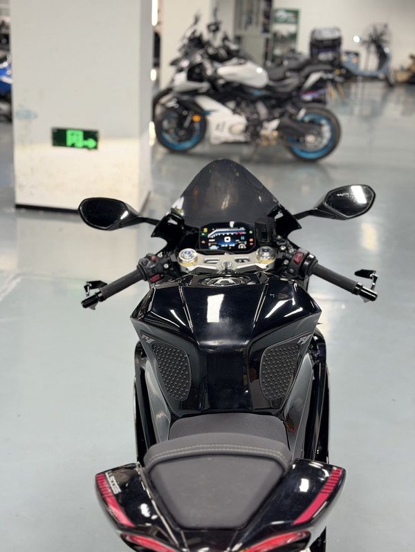 二手张雪机车500RR