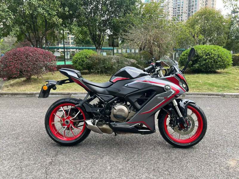 二手QJMOTOR赛400