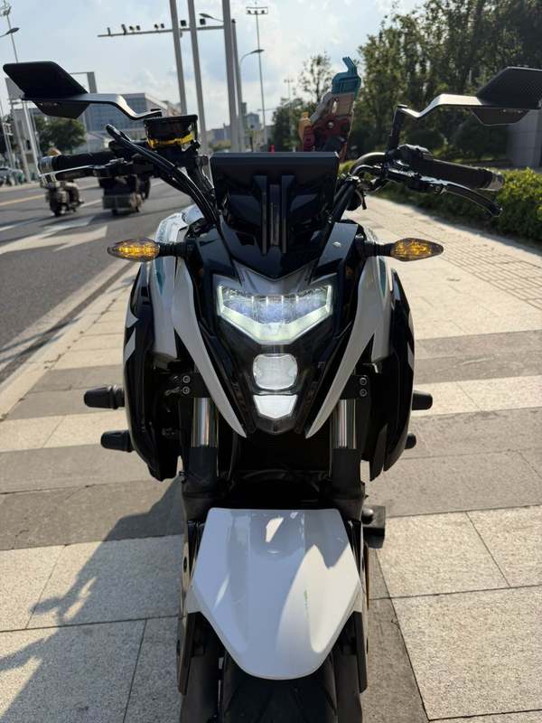 二手春风650NK