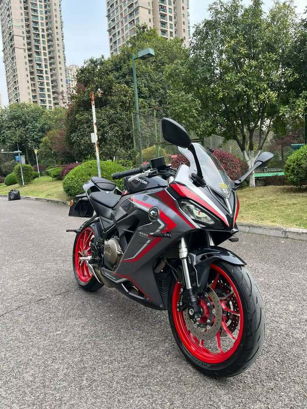 二手QJMOTOR赛400