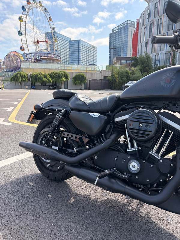二手哈雷戴维森Iron883 硬汉