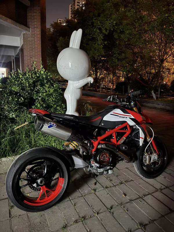 二手杜卡迪Hypermotard 950