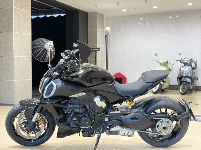 二手杜卡迪Diavel V4