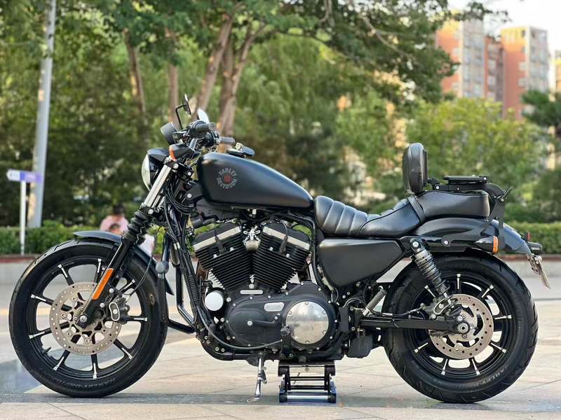 二手哈雷戴维森Iron883 硬汉
