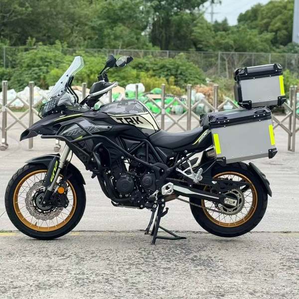二手贝纳利金鹏 TRK502