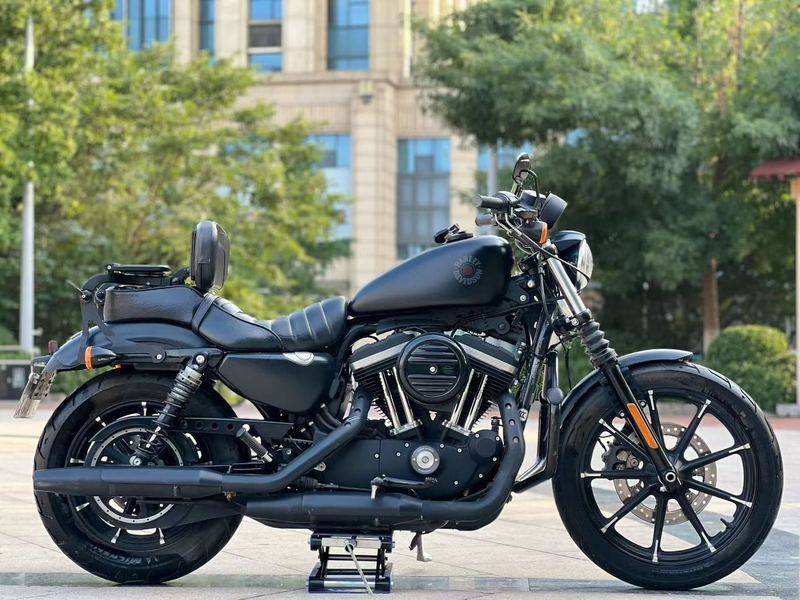 二手哈雷戴维森Iron883 硬汉