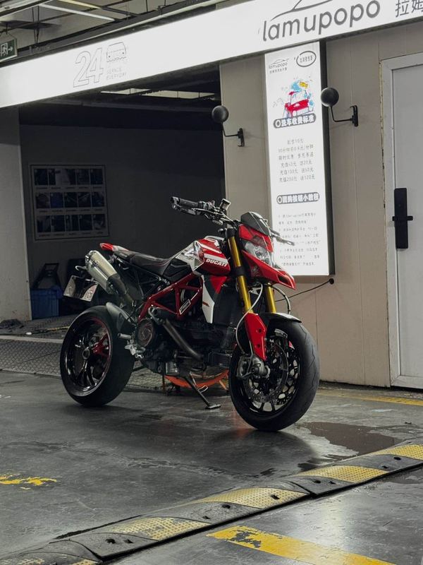 二手杜卡迪Hypermotard 950