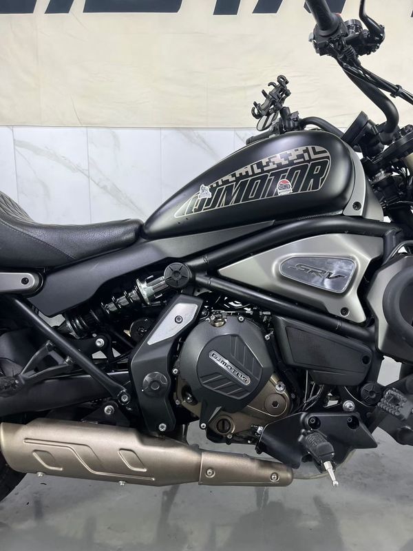 二手QJMOTOR闪700