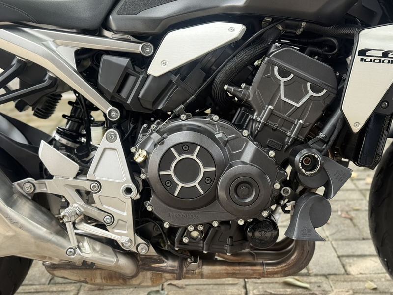 二手本田CB1000R