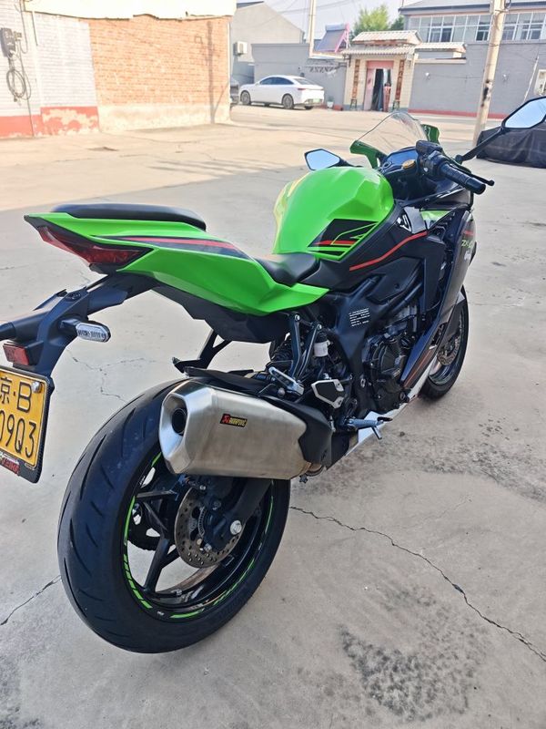 二手川崎ZX-4R