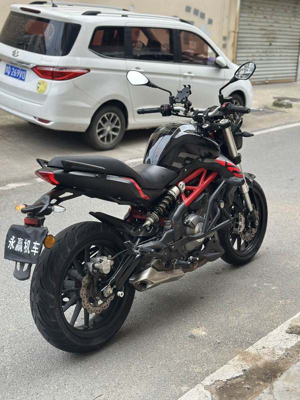 二手贝纳利蓝宝龙 BN302S