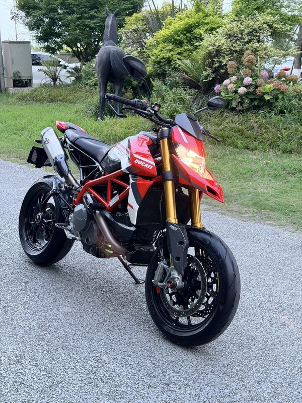 二手杜卡迪Hypermotard 950