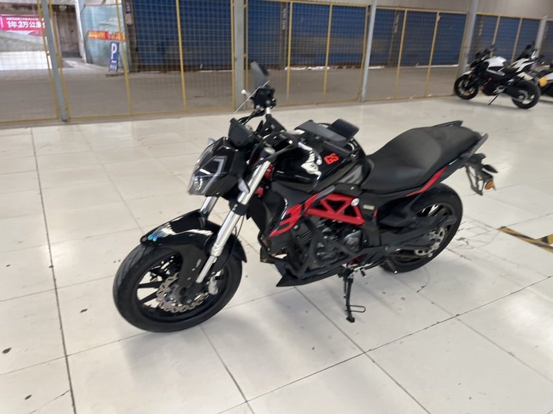 二手贝纳利蓝宝龙 BN302S