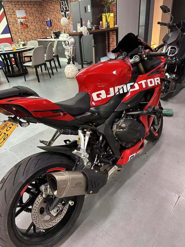 二手QJMOTOR赛800
