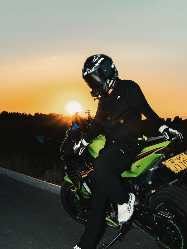 二手川崎ZX-4R
