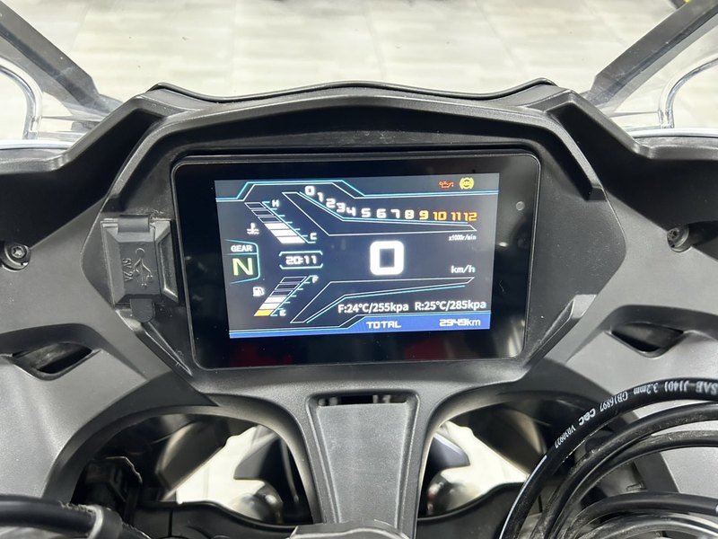 二手QJMOTOR赛400