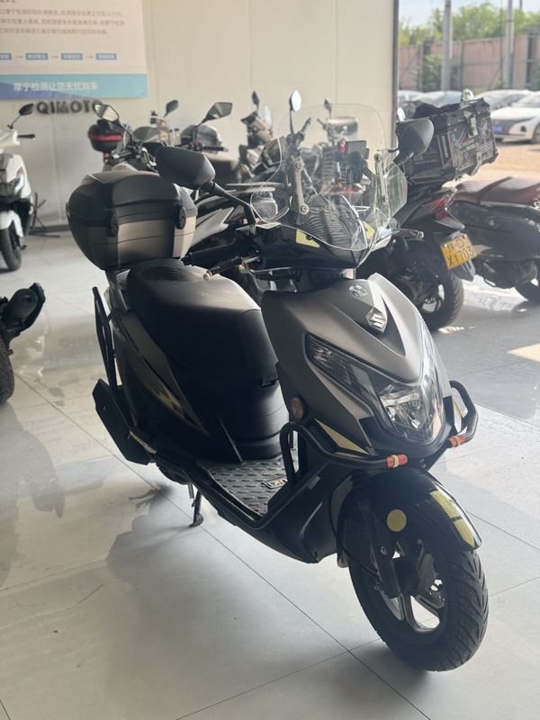 二手济南铃木优驿 UE125T
