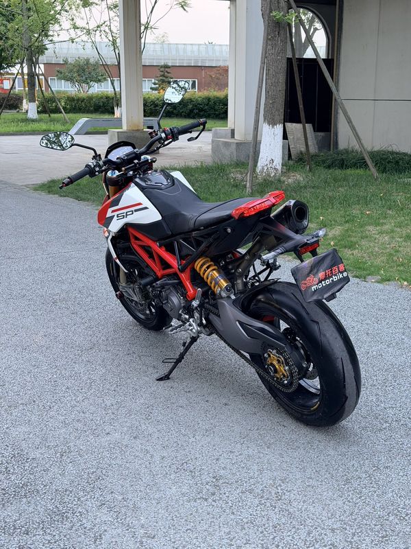 二手杜卡迪Hypermotard 950