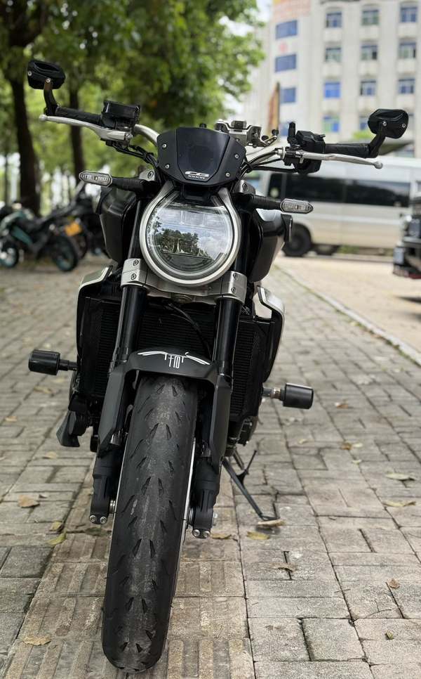 二手本田CB1000R