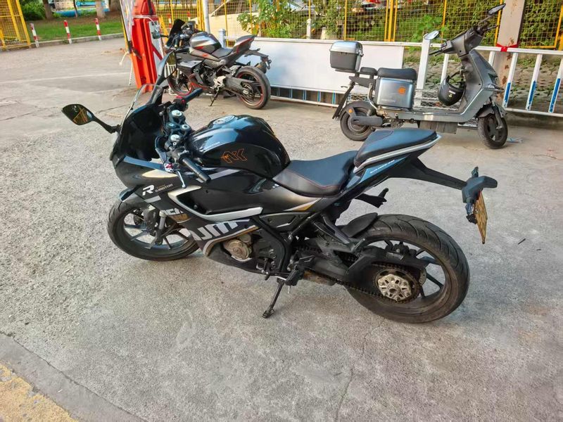 二手QJMOTOR赛250
