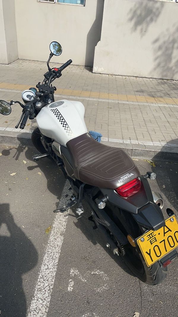 二手五羊本田鸷道 CB190SS