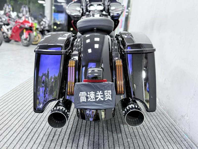 二手哈雷戴维森公路滑翔 Road Glide