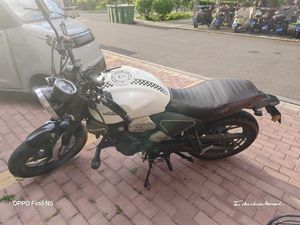 二手五羊本田鸷道 CB190SS
