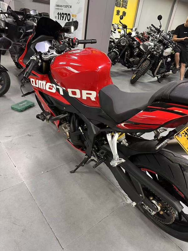 二手QJMOTOR赛800