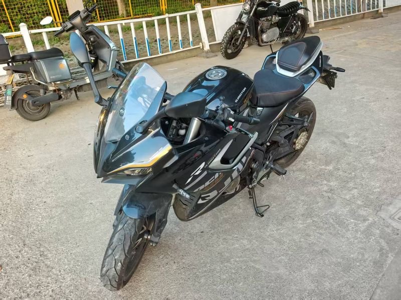 二手QJMOTOR赛250