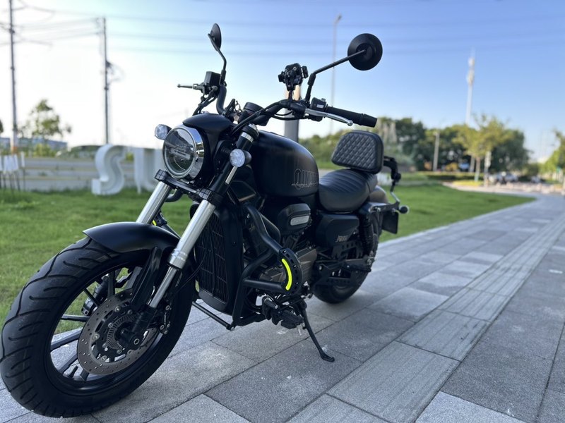 二手QJMOTOR闪300