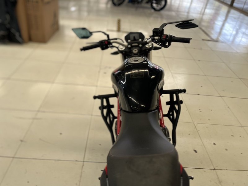 二手贝纳利蓝宝龙 BN302S