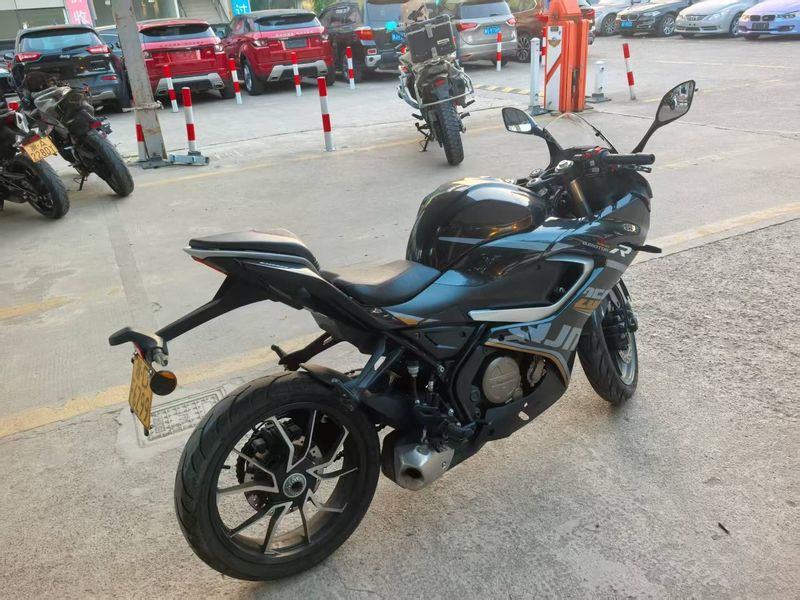 二手QJMOTOR赛250