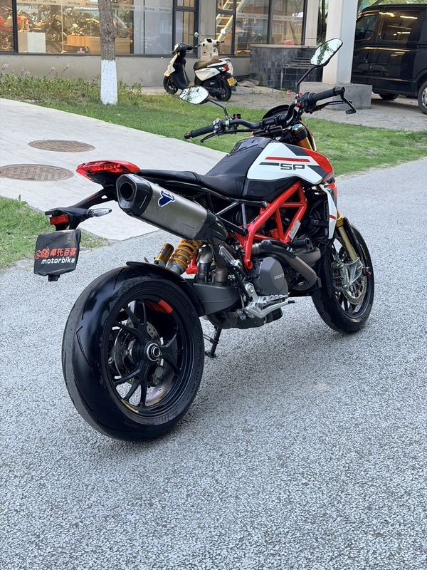 二手杜卡迪Hypermotard 950