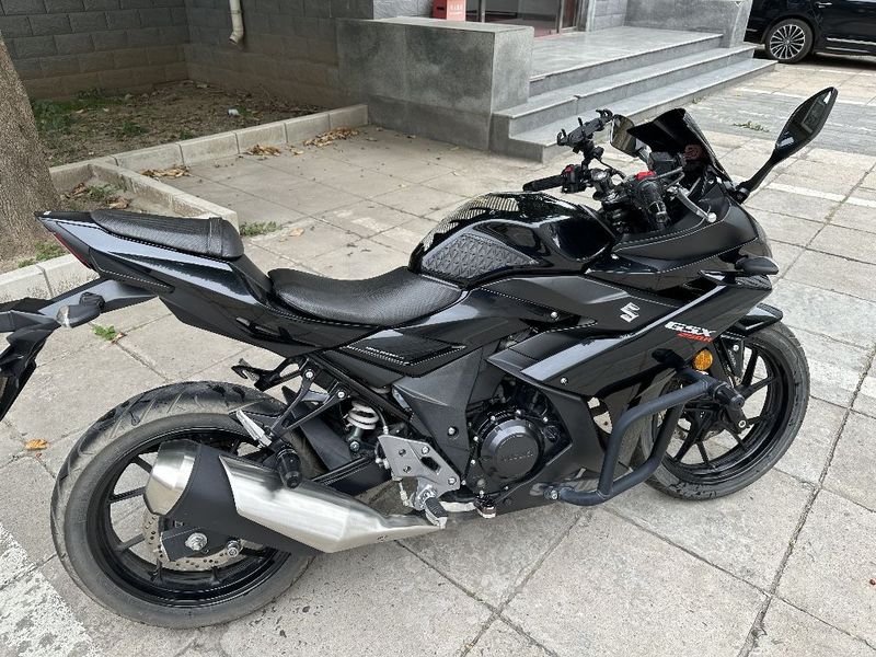 二手豪爵铃木GSX250R