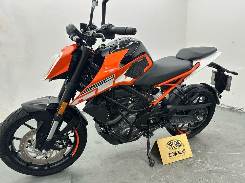 二手KTMR2R250 Duke