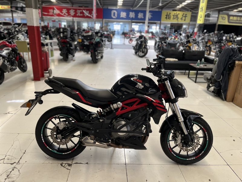 二手贝纳利蓝宝龙 BN302S