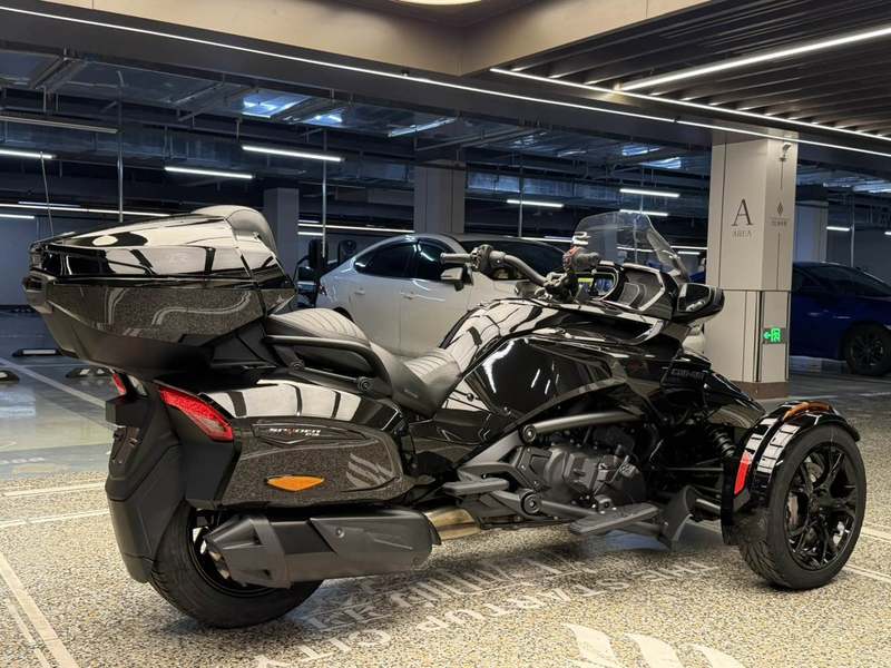 二手庞巴迪Spyder F3 