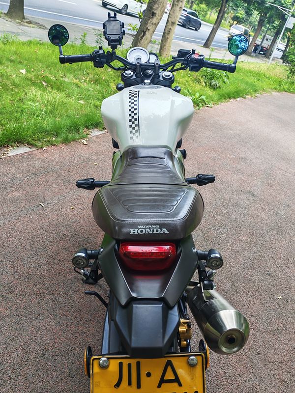 二手五羊本田鸷道 CB190SS