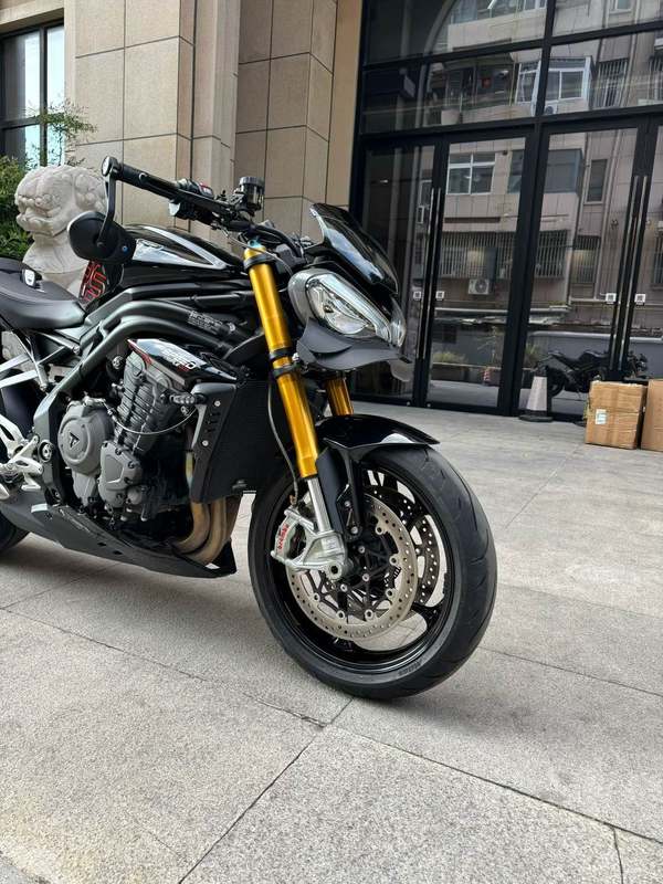 二手凯旋Speed Triple 1200