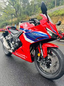 二手本田CBR400R